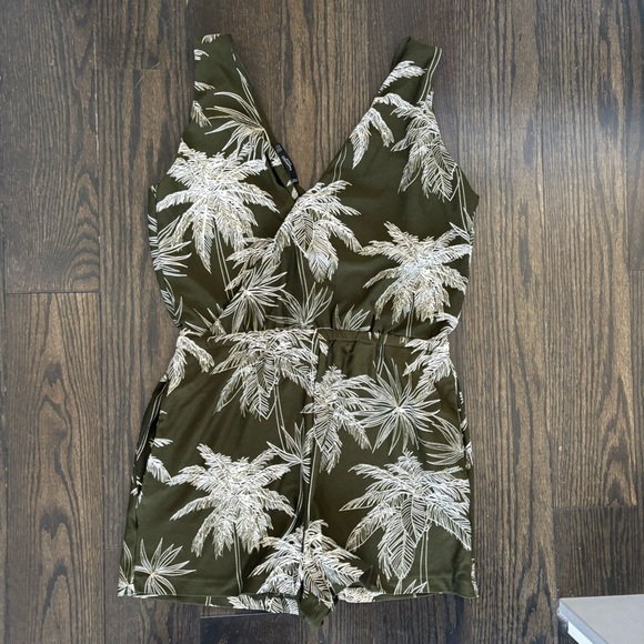 MANGO jumpsuit - Picture 2 of 3